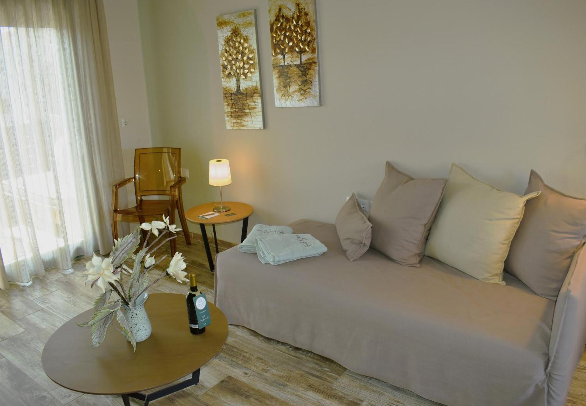 Alegria Suites Nikiti  Exterior photo