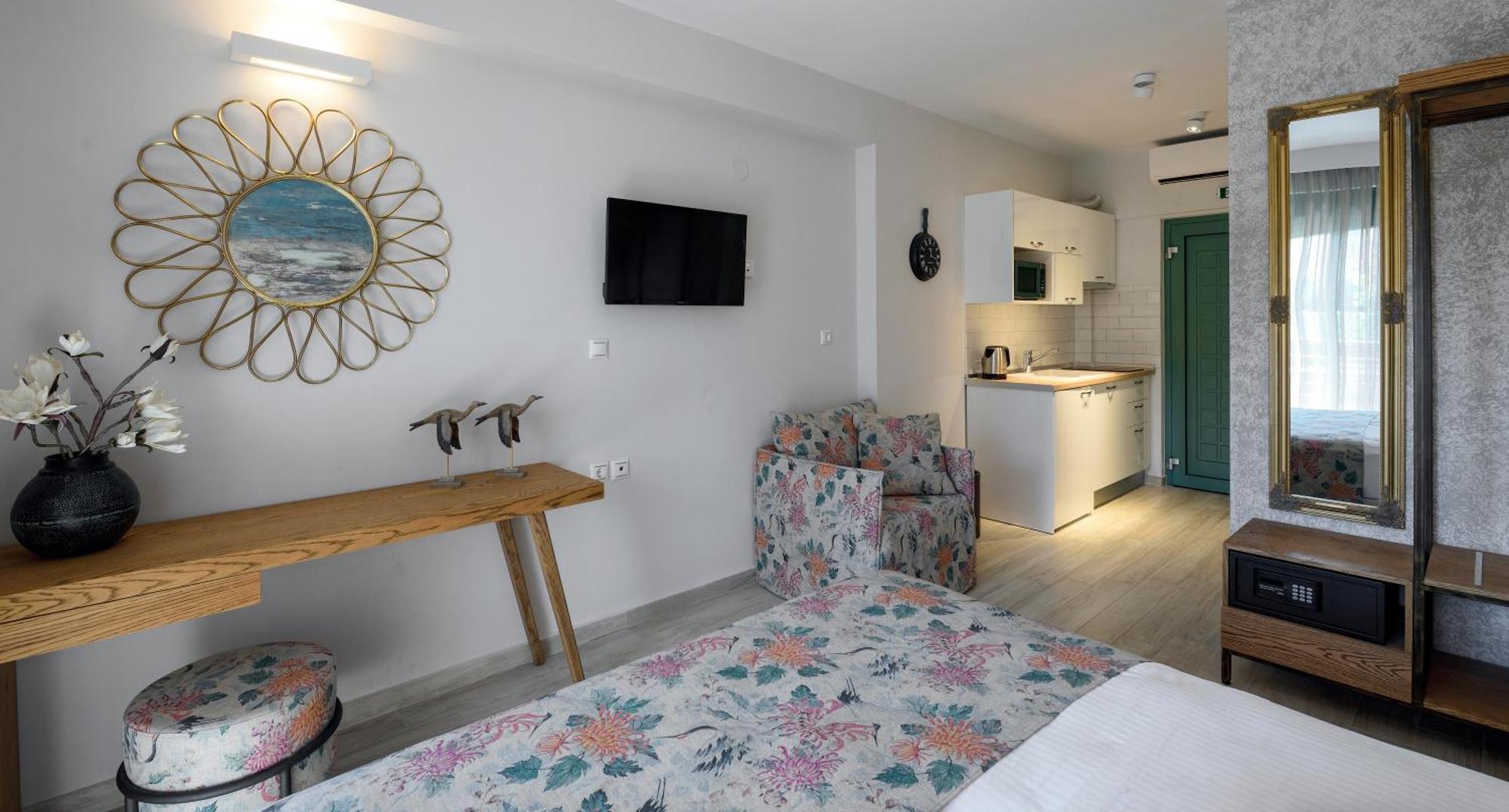 Alegria Suites Nikiti  Room photo