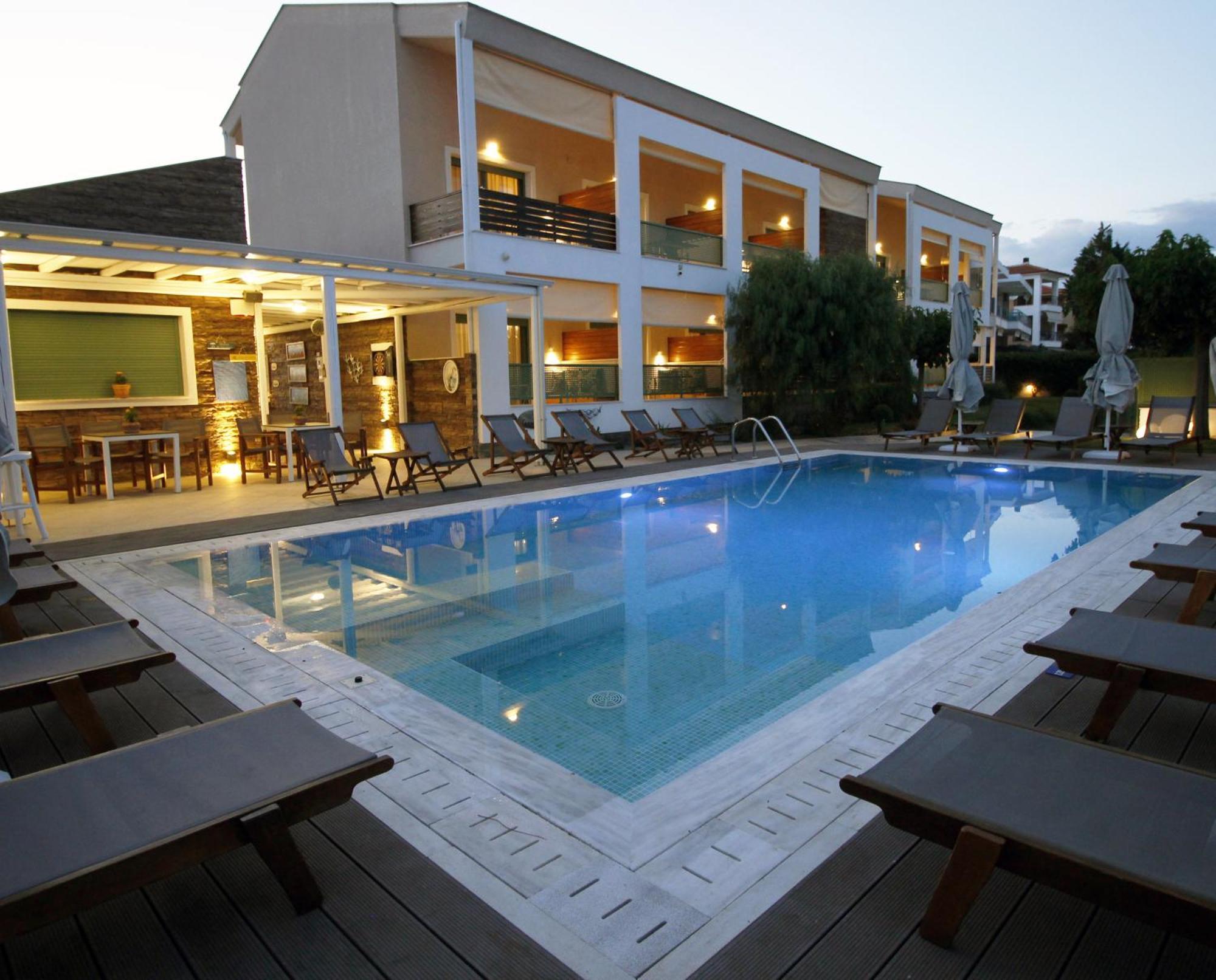 Alegria Suites Nikiti  Exterior photo