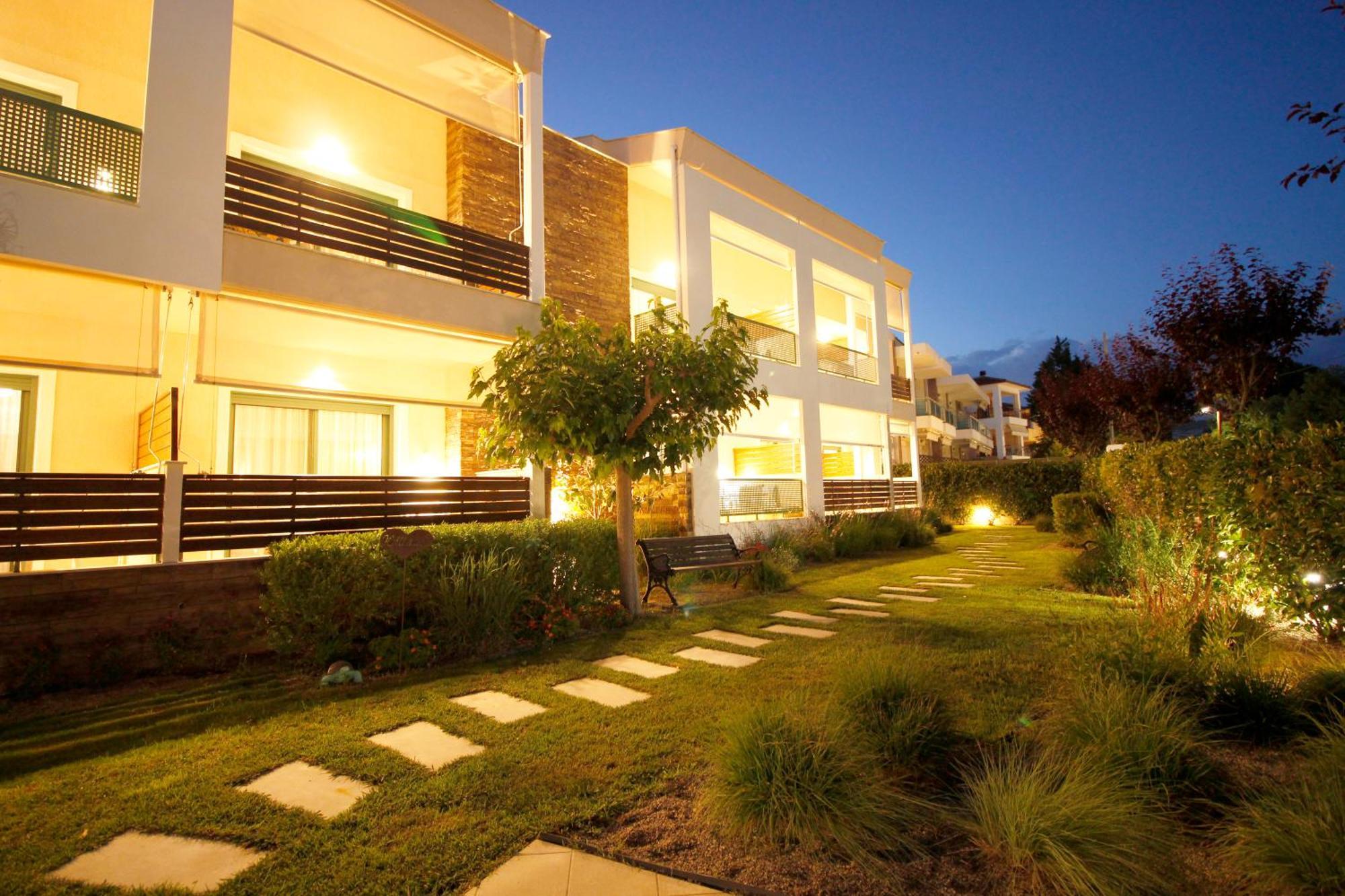 Alegria Suites Nikiti  Exterior photo